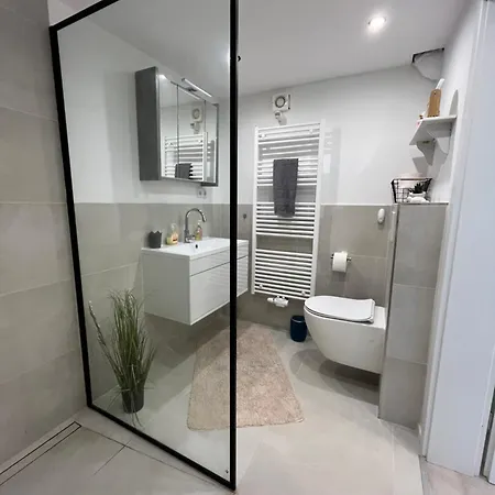 Moderne Mit Guter Ausstattung Und Self Checkin Apartment Bodenwerder